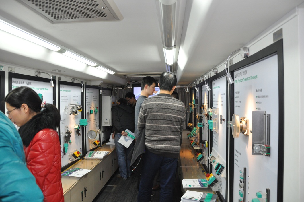 倍加福携多款传感器探访广发体育,(中国)科技公司公司-3.jpg